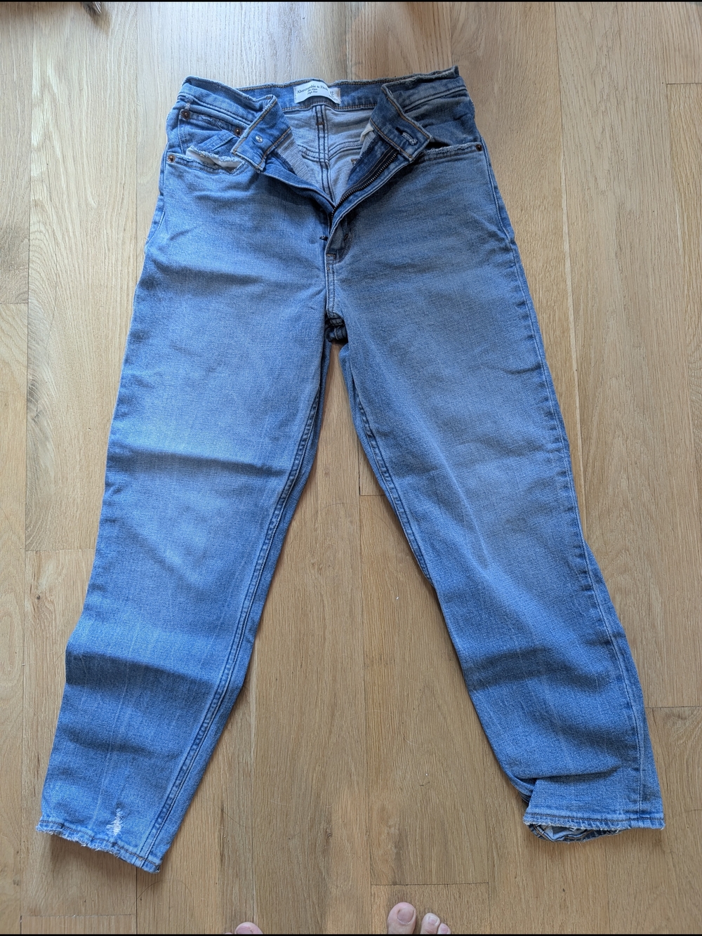 Nwot Abercrombie And Fitch The Mom High Rise